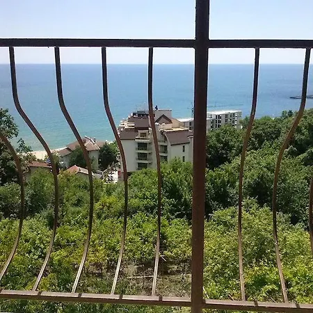 Family Rai-only Adults 3* Golden Sands